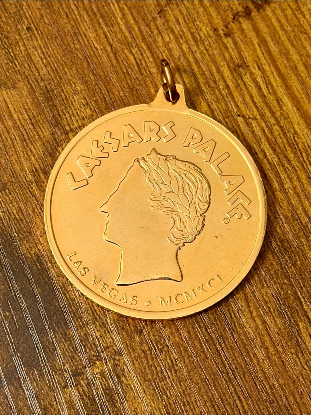 Vintage 1991 Caesars Palace Las Vegas 25th Anniversary Gold Tone Medallion